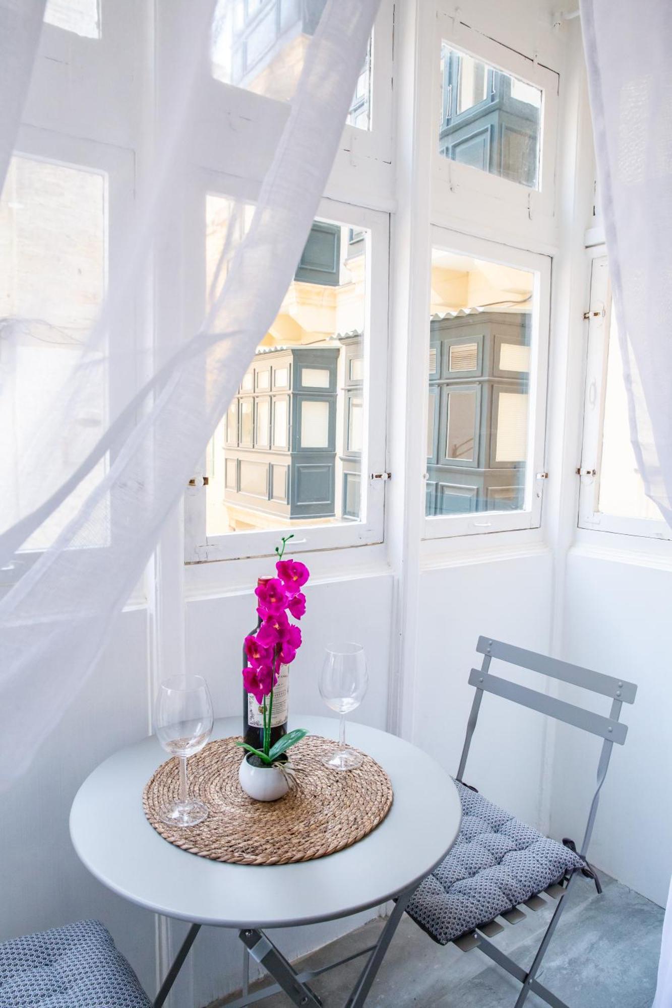 Valletta Waterfront 2 Beds Flat By Arcobnb อิล-เฟอร์ยานา ภายนอก รูปภาพ